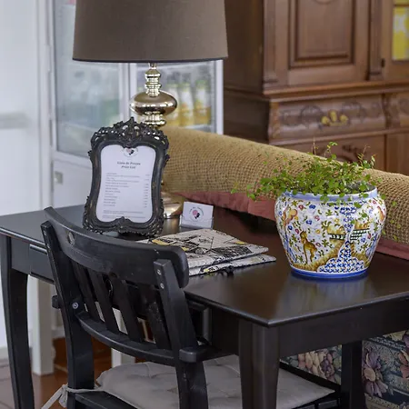 卡萨赫腾西亚魅力旅馆 住宿加早餐酒店